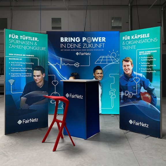 LED Messestand - ALU LightUp, PIXLIP POP + OCTAlumina Stehtisch - FairNetz GmbH LED Messestand - ALU LightUp, PIXLIP POP + OCTAlumina Stehtisch - FairNetz GmbH